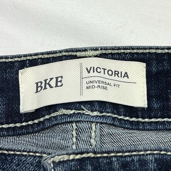BKE Buckle Jeans Women's 30 Blue Victoria Universal Fit Mid Rise Stretch Cropped - Picture 6 of 12